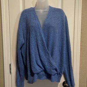 Heathered blue v neck cross over sweater size xL NWT